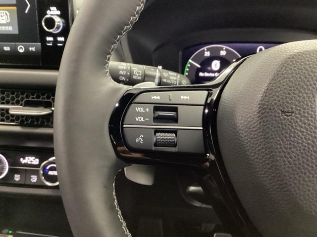 ＺＲ－Ｖ ｅ：ＨＥＶＺ特別仕様車ブラックスタイル　リアカメラ　シートヒーター　ＥＴＣ　アラウンドビューモニター　ＬＥＤヘッドランプ　スマ－トキ－　クルコン　電動シート　オートライト　本革シート　バックカメラ　盗難防止装置　ＵＳＢ接続　ＥＳＣ　ＡＢＳ（36枚目）