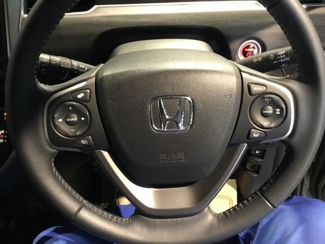 フリードハイブリッド ハイブリッド・Ｇホンダセンシング　メモリーナビ　フルセグ　リアカメラ　ＥＴＣ　ドラレコ　軽減ブレーキ　キーフリーシステム　ＤＶＤ再生可能　サイドカーテンエアバック　ＥＣＯＮ　後カメラ　Ａクルーズ　ＬＥＤヘッドランプ　横滑防止　ＵＳＢ（3枚目）