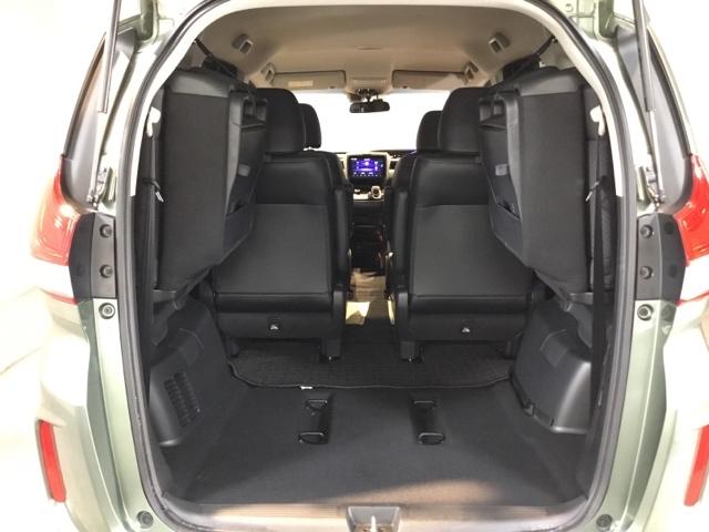 フリードハイブリッド ハイブリッド・Ｇホンダセンシング　メモリーナビ　フルセグ　リアカメラ　ＥＴＣ　ドラレコ　軽減ブレーキ　キーフリーシステム　ＤＶＤ再生可能　サイドカーテンエアバック　ＥＣＯＮ　後カメラ　Ａクルーズ　ＬＥＤヘッドランプ　横滑防止　ＵＳＢ（10枚目）