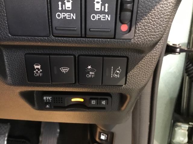 フリードハイブリッド ハイブリッド・Ｇホンダセンシング　メモリーナビ　フルセグ　リアカメラ　ＥＴＣ　ドラレコ　軽減ブレーキ　キーフリーシステム　ＤＶＤ再生可能　サイドカーテンエアバック　ＥＣＯＮ　後カメラ　Ａクルーズ　ＬＥＤヘッドランプ　横滑防止　ＵＳＢ（30枚目）