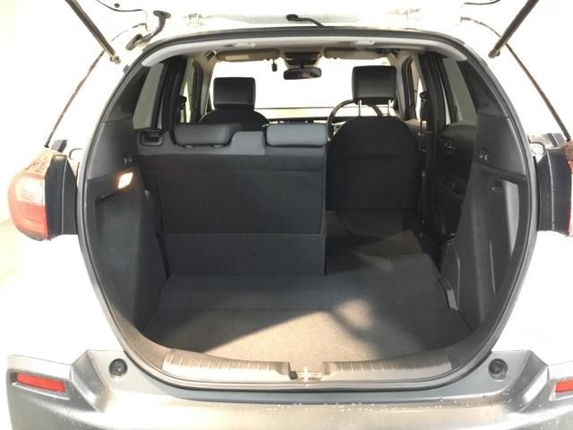 フィット e:HEVクロスター メモリーナビ フルセグ ETC ドラレコ 衝突回避システム フルオートエアコン 整備記録簿 LEDランプ エアバッグ サイドエアバック 地デジ オートクルーズコントロール VSA パワステ ABS(11枚目)