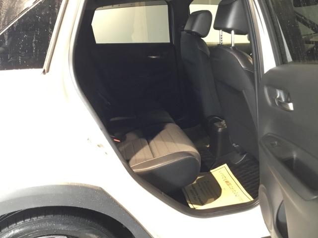 フィット e:HEVクロスター メモリーナビ フルセグ ETC ドラレコ 衝突回避システム フルオートエアコン 整備記録簿 LEDランプ エアバッグ サイドエアバック 地デジ オートクルーズコントロール VSA パワステ ABS(14枚目)