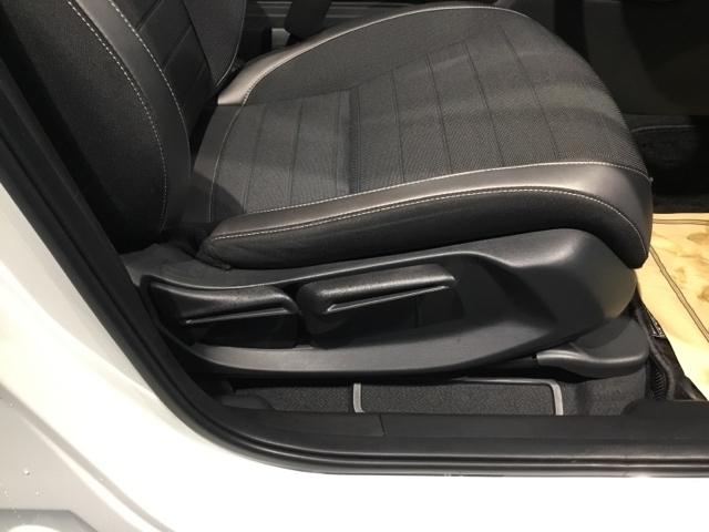 フィット e:HEVクロスター メモリーナビ フルセグ ETC ドラレコ 衝突回避システム フルオートエアコン 整備記録簿 LEDランプ エアバッグ サイドエアバック 地デジ オートクルーズコントロール VSA パワステ ABS(18枚目)