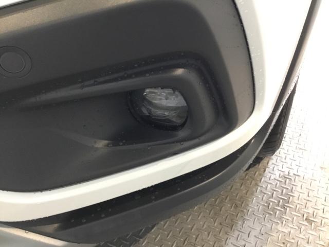 フィット e:HEVクロスター メモリーナビ フルセグ ETC ドラレコ 衝突回避システム フルオートエアコン 整備記録簿 LEDランプ エアバッグ サイドエアバック 地デジ オートクルーズコントロール VSA パワステ ABS(34枚目)