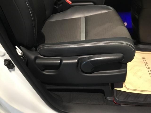 ステップワゴンスパーダ スパーダ・クールスピリットホンダセンシング メモリーナビ フルセグ リアカメラ ETC サイドエアバック スマートキ 左右電動スライドドア バックモニタ Wエアコン 地TV ナビ&TV 三列シート 助手席エアバッグ AAC 横滑り防止機能(18枚目)