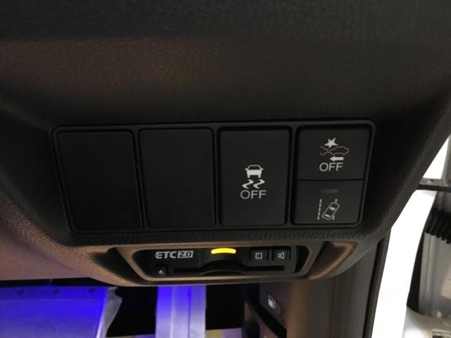 ステップワゴンスパーダ スパーダ・クールスピリットホンダセンシング メモリーナビ フルセグ リアカメラ ETC サイドエアバック スマートキ 左右電動スライドドア バックモニタ Wエアコン 地TV ナビ&TV 三列シート 助手席エアバッグ AAC 横滑り防止機能(29枚目)