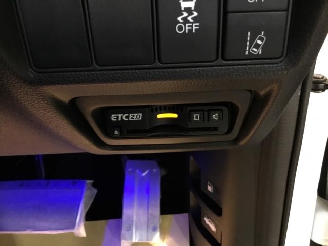 ステップワゴンスパーダ スパーダ・クールスピリットホンダセンシング メモリーナビ フルセグ リアカメラ ETC サイドエアバック スマートキ 左右電動スライドドア バックモニタ Wエアコン 地TV ナビ&TV 三列シート 助手席エアバッグ AAC 横滑り防止機能(30枚目)