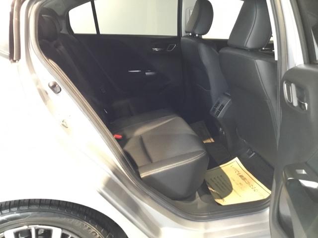 グレイス ハイブリッドEX・ホンダセンシング メモリーナビ フルセグ リアカメラ ETC ドラレコ Rカメラ 記録簿 クルーズコントロール LEDヘッドライト パワーステアリング シートヒーター スマートキー USB ドライブレコーダー アイスト(11枚目)