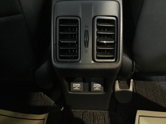 グレイス ハイブリッドEX・ホンダセンシング メモリーナビ フルセグ リアカメラ ETC ドラレコ Rカメラ 記録簿 クルーズコントロール LEDヘッドライト パワーステアリング シートヒーター スマートキー USB ドライブレコーダー アイスト(13枚目)