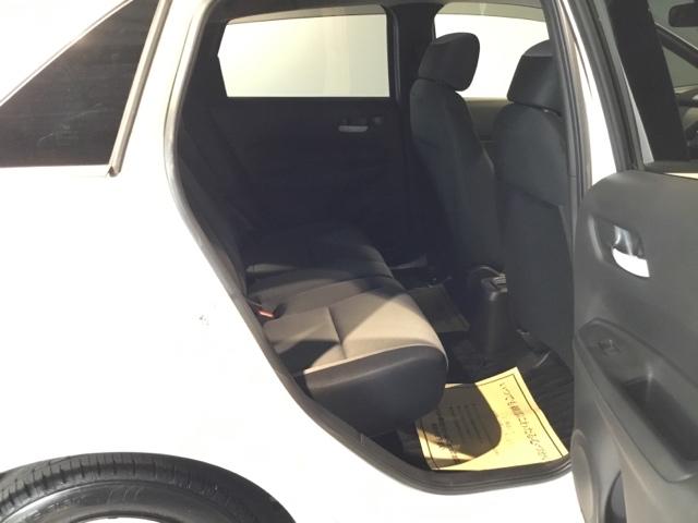 フィット e:HEVベーシック メモリーナビ フルセグ リアカメラ ETC ドラレコ カーテンエアバッグ CMBS USBポート 地デジ Rカメ セキュリティアラーム アイドリングストップ ナビTV スマートキー LEDヘッド(13枚目)