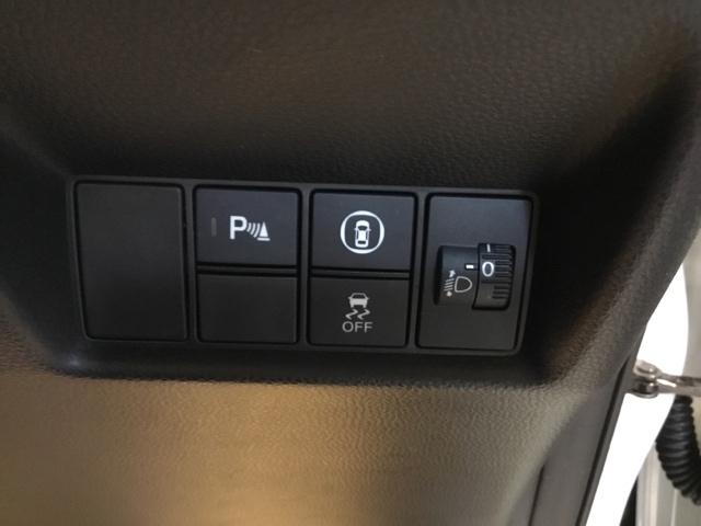 フィット e:HEVベーシック メモリーナビ フルセグ リアカメラ ETC ドラレコ カーテンエアバッグ CMBS USBポート 地デジ Rカメ セキュリティアラーム アイドリングストップ ナビTV スマートキー LEDヘッド(27枚目)