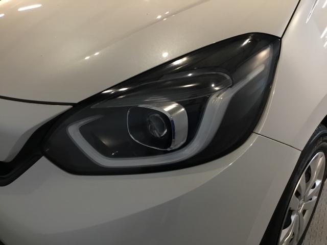 フィット e:HEVベーシック メモリーナビ フルセグ リアカメラ ETC ドラレコ カーテンエアバッグ CMBS USBポート 地デジ Rカメ セキュリティアラーム アイドリングストップ ナビTV スマートキー LEDヘッド(31枚目)