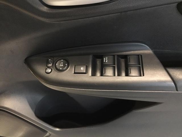 シャトル G メモリーナビ フルセグ リアカメラ ETC 両席エアバック Rカメラ パワーステアリング 横滑り防止機能 オートエアコン LEDヘッドランプ ABS キーレスエントリー アイドリングストップ ナビTV(17枚目)