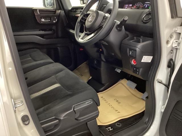 Ｎ－ＢＯＸカスタム Ｇ・Ｌホンダセンシング　メモリーナビ　リアカメラ　ドラレコ　地デジＴＶ　助手席エアバッグ　キーレス　シートＨ　アイドリングＳＴ　セキュリティーアラーム　スマ－トキ－　ナビＴＶ　ＥＴＣ　前車追従機能　サイドエアバッグ　ＵＳＢ（15枚目）