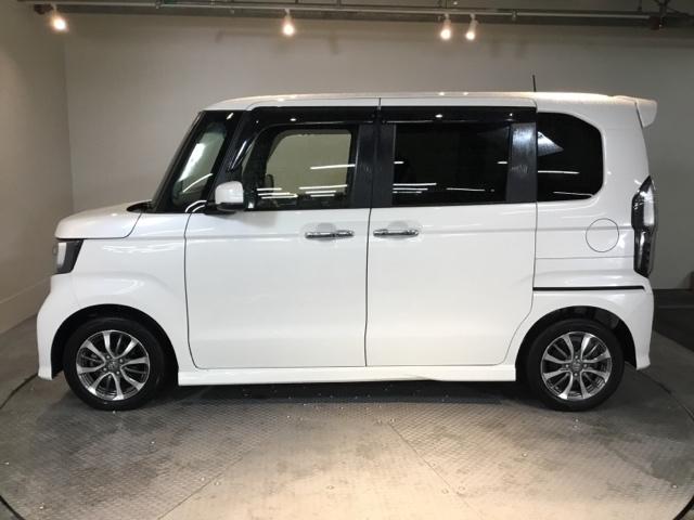 Ｎ－ＢＯＸカスタム Ｌ　リアカメラ　ＥＴＣ　アルミホイール　サイドエアバッグ　ナビＴＶ　Ａストップ　シートヒータ　ベンチシート　キーフリーシステム　ＬＥＤライト　クルーズコントロール　ＡＣ　ＤＶＤ視聴可能　スマキー　ＵＳＢ（7枚目）