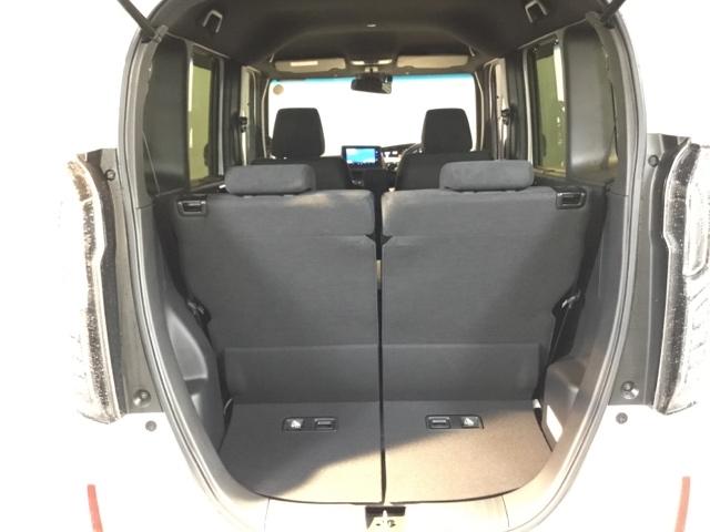 Ｎ－ＢＯＸカスタム Ｌ　リアカメラ　ＥＴＣ　アルミホイール　サイドエアバッグ　ナビＴＶ　Ａストップ　シートヒータ　ベンチシート　キーフリーシステム　ＬＥＤライト　クルーズコントロール　ＡＣ　ＤＶＤ視聴可能　スマキー　ＵＳＢ（10枚目）