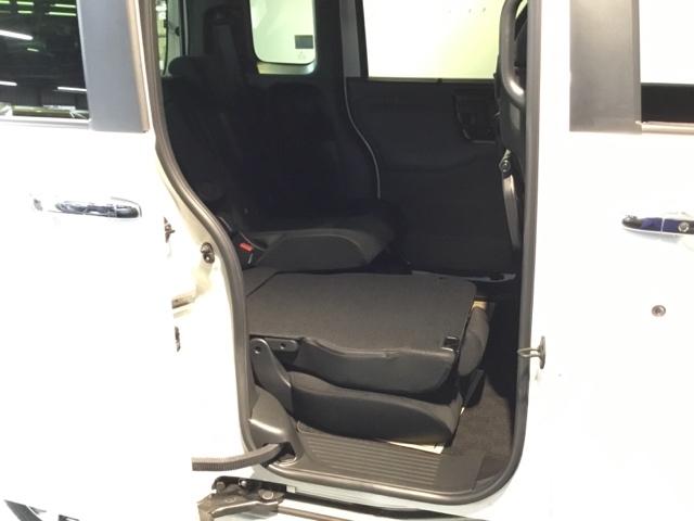 Ｎ－ＢＯＸカスタム Ｌ　メモリーナビ　フルセグ　シートヒーター　サイドエアバッグ　ナビＴＶ　Ａストップ　ベンチシート　キーフリーシステム　ＬＥＤライト　クルーズコントロール　ＡＣ　ＤＶＤ視聴可能　スマキー　横滑り防止　ＵＳＢ（13枚目）