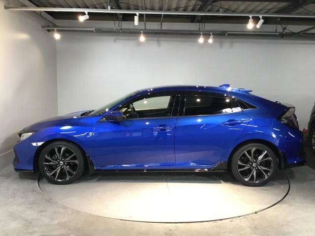 �{�f�B�[�J���[�́A����₩�ŃX�|�[�e�B�[�ȁy�u�����A���g�X�|�[�e�B�u���[���^���b�N�z