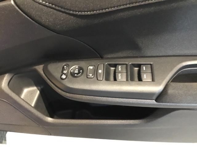 �h�A�X�C�b�`���V���v���ŁA�g���₷�����l���݌v����Ă��܂��B