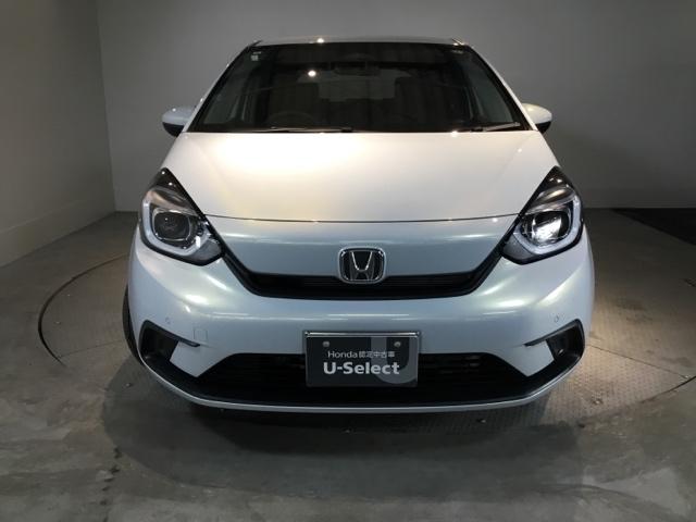 フィット ホーム　メモリーナビ　ドラレコ　ＥＴＣ　リアカメラ　衝突軽減ブレーキ　ＬＥＤライト　エアバッグ　スマ－トキ－　盗難防止装置　Ｗエアバック　ＵＳＢポート　フルオートエアコン　パワーウィンドウ　パワステ　ＶＳＡ（6枚目）