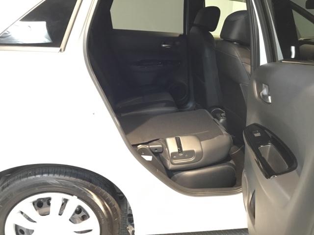 フィット ホーム　メモリーナビ　ドラレコ　ＥＴＣ　リアカメラ　衝突軽減ブレーキ　ＬＥＤライト　エアバッグ　スマ－トキ－　盗難防止装置　Ｗエアバック　ＵＳＢポート　フルオートエアコン　パワーウィンドウ　パワステ　ＶＳＡ（12枚目）