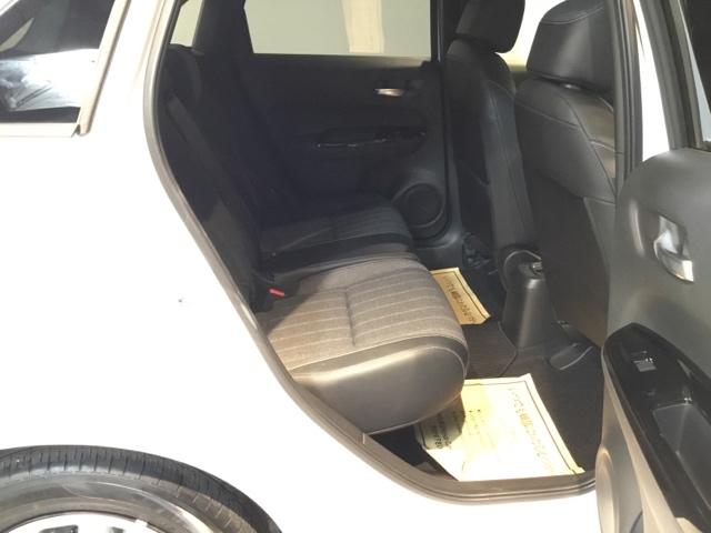 フィット ホーム　メモリーナビ　ドラレコ　ＥＴＣ　リアカメラ　衝突軽減ブレーキ　ＬＥＤライト　エアバッグ　スマ－トキ－　盗難防止装置　Ｗエアバック　ＵＳＢポート　フルオートエアコン　パワーウィンドウ　パワステ　ＶＳＡ（14枚目）