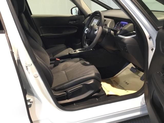 フィット ホーム　メモリーナビ　ドラレコ　ＥＴＣ　リアカメラ　衝突軽減ブレーキ　ＬＥＤライト　エアバッグ　スマ－トキ－　盗難防止装置　Ｗエアバック　ＵＳＢポート　フルオートエアコン　パワーウィンドウ　パワステ　ＶＳＡ（15枚目）