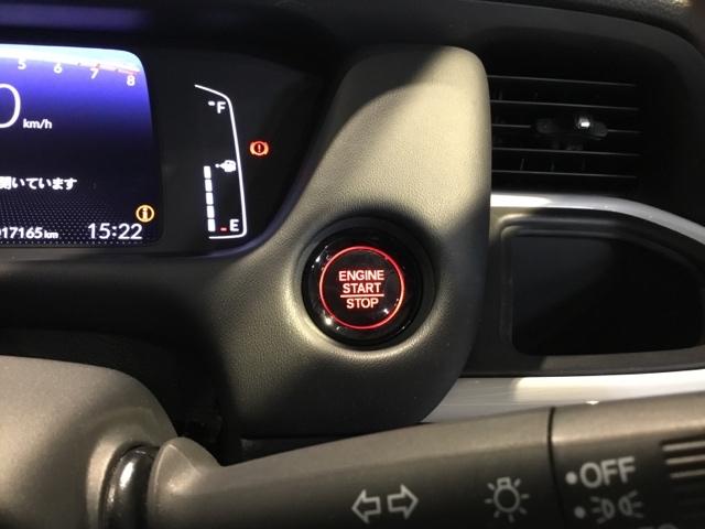 フィット ホーム　メモリーナビ　ドラレコ　ＥＴＣ　リアカメラ　衝突軽減ブレーキ　ＬＥＤライト　エアバッグ　スマ－トキ－　盗難防止装置　Ｗエアバック　ＵＳＢポート　フルオートエアコン　パワーウィンドウ　パワステ　ＶＳＡ（28枚目）