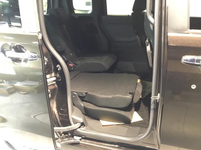 Ｎ－ＢＯＸカスタム Ｌ　メモリーナビ　ドラレコ　ＥＴＣ　リアカメラ　サイドエアバッグ　ナビＴＶ　Ａストップ　シートヒータ　ベンチシート　キーフリーシステム　ＬＥＤライト　クルーズコントロール　ＡＣ　ＤＶＤ視聴可能　スマキー（13枚目）