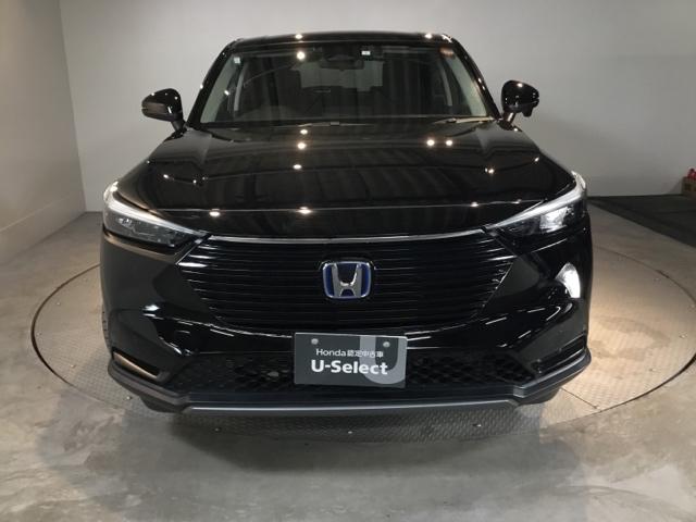 ヴェゼル ｅ：ＨＥＶＸ　メモリーナビ　ドラレコ　ＥＴＣ　リアカメラ　前後障害物センサー　ＡＡＣ　イモビライザー　スマ－トキ－　誤発進抑制　ＰＷ　クルコン　ＥＳＣ　キーフリー　ＬＥＤヘッドランプ　ナビＴＶ　ＤＶＤ再生可　ＡＢＳ（6枚目）