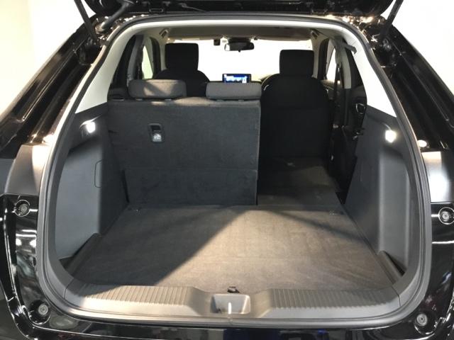 ヴェゼル ｅ：ＨＥＶＸ　メモリーナビ　ドラレコ　ＥＴＣ　リアカメラ　前後障害物センサー　ＡＡＣ　イモビライザー　スマ－トキ－　誤発進抑制　ＰＷ　クルコン　ＥＳＣ　キーフリー　ＬＥＤヘッドランプ　ナビＴＶ　ＤＶＤ再生可　ＡＢＳ（11枚目）