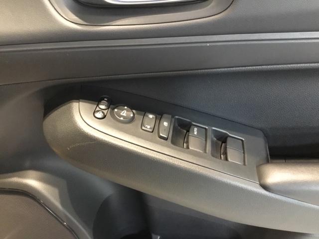 ヴェゼル ｅ：ＨＥＶＸ　メモリーナビ　ドラレコ　ＥＴＣ　リアカメラ　前後障害物センサー　ＡＡＣ　イモビライザー　スマ－トキ－　誤発進抑制　ＰＷ　クルコン　ＥＳＣ　キーフリー　ＬＥＤヘッドランプ　ナビＴＶ　ＤＶＤ再生可　ＡＢＳ（19枚目）