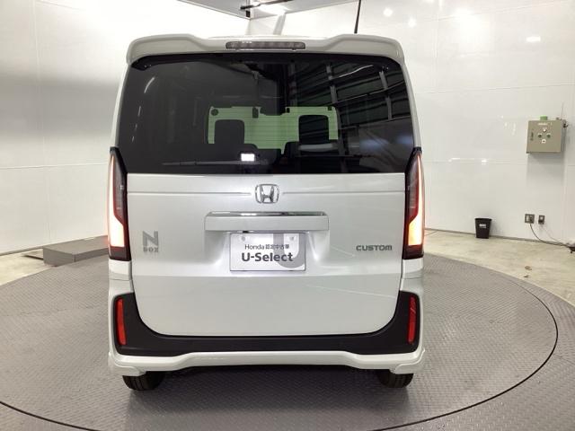 Ｎ－ＢＯＸカスタム ベースグレード　ＨｏｎｄａＣＯＮＮＥＣＴ対応純正メモリーナビ　ドラレコ　Ｗ電動ドア　ＵＳＢ接続　ＣＭＢＳ　Ｄレコ　ベンチシート　オートエアコン　スマートキ　ＬＥＤ　盗難防止装置　クルコン　ＥＴＣ　バックカメラ　ＥＳＣ（9枚目）