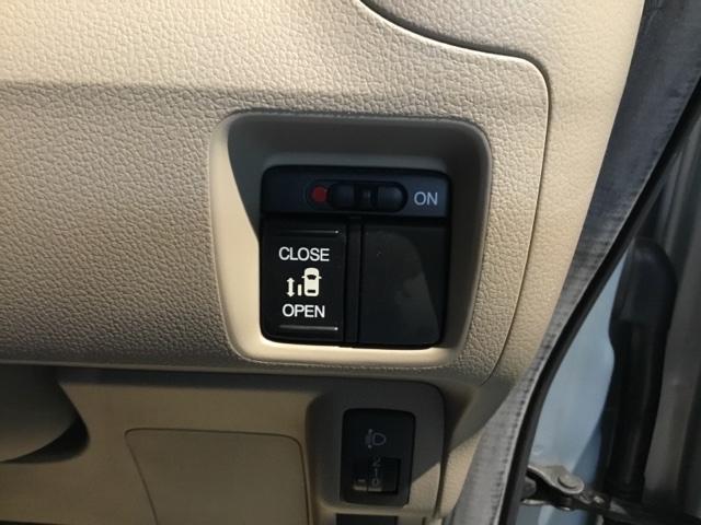 N-BOX G・Lパッケージ メモリーナビ フルセグ ETC リアカメラ I-STOP ベンチ席 メンテナンスノート カラーバックモニター 全席PW イモビライザー ナビテレビ 1セグ AAC 横滑り防止 スマートキー DVD再生(27枚目)