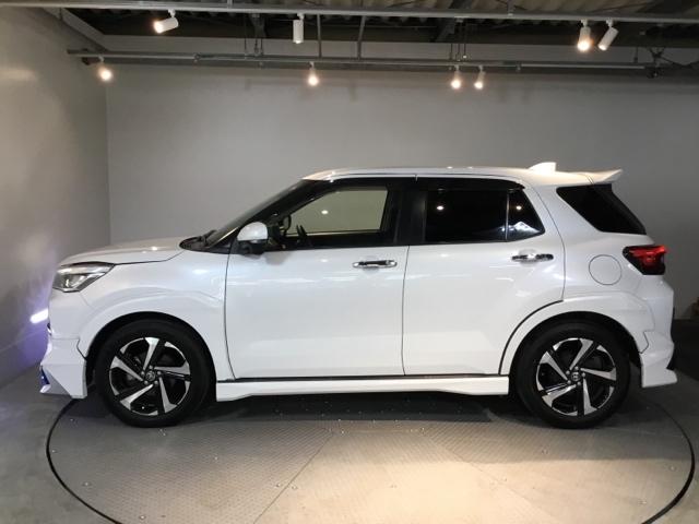 ライズ Ｚ　メモリーナビ　ＥＴＣ　リアカメラ　フルセグ　シートヒーター付き　ＵＳＢ接続　衝突軽減Ｂ　定期点検記録簿　Ｂカメラ　ナビ＆ＴＶ　ＬＥＤライト　クルーズコントロール　スマートキー　ＡＣ　イモビ　キーレス（7枚目）