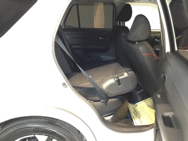 ライズ Ｚ　メモリーナビ　ＥＴＣ　リアカメラ　フルセグ　シートヒーター付き　ＵＳＢ接続　衝突軽減Ｂ　定期点検記録簿　Ｂカメラ　ナビ＆ＴＶ　ＬＥＤライト　クルーズコントロール　スマートキー　ＡＣ　イモビ　キーレス（12枚目）