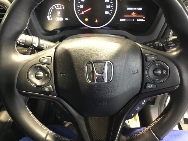 ヴェゼル ＲＳ・ホンダセンシング　メモリーナビ　フルセグ　ＥＴＣ　リアカメラ　盗難防止　バックモニター　サイドエアバック　スマ－トキ－　シートヒータ　ＬＥＤライト　地デジＴＶ　フルオートエアコン　整備記録簿　ＤＶＤ　横滑り防止機能（3枚目）