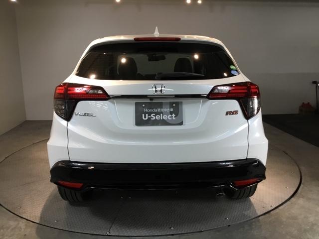 ヴェゼル ＲＳ・ホンダセンシング　メモリーナビ　フルセグ　ＥＴＣ　リアカメラ　盗難防止　バックモニター　サイドエアバック　スマ－トキ－　シートヒータ　ＬＥＤライト　地デジＴＶ　フルオートエアコン　整備記録簿　ＤＶＤ　横滑り防止機能（9枚目）