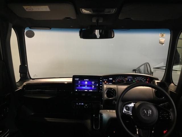 Ｎ－ＢＯＸカスタム Ｌ　リアカメラ　ＥＴＣ　シートヒーター　Ｐソナー　サイドエアバッグ　ナビＴＶ　Ａストップ　ベンチシート　点検記録簿　キーフリーシステム　クルーズコントロール　ＡＣ　ＤＶＤ視聴可能　スマキー　横滑り防止（2枚目）