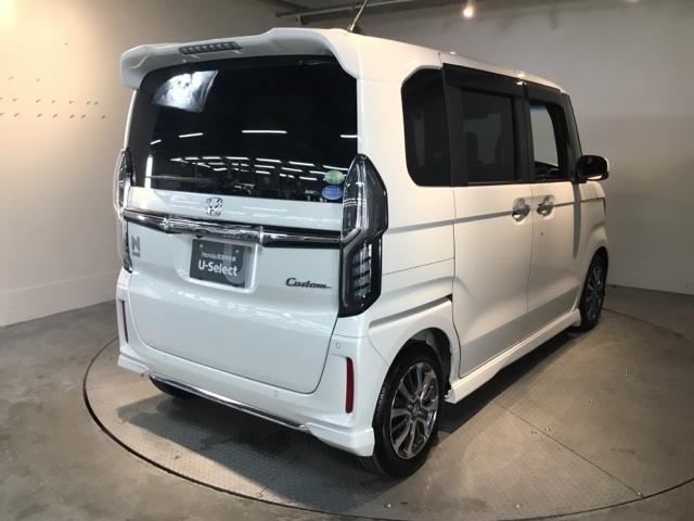 Ｎ－ＢＯＸカスタム Ｌ　リアカメラ　ＥＴＣ　シートヒーター　Ｐソナー　サイドエアバッグ　ナビＴＶ　Ａストップ　ベンチシート　点検記録簿　キーフリーシステム　クルーズコントロール　ＡＣ　ＤＶＤ視聴可能　スマキー　横滑り防止（8枚目）