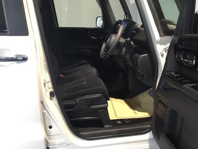 Ｎ－ＢＯＸカスタム Ｌ　リアカメラ　ＥＴＣ　シートヒーター　Ｐソナー　サイドエアバッグ　ナビＴＶ　Ａストップ　ベンチシート　点検記録簿　キーフリーシステム　クルーズコントロール　ＡＣ　ＤＶＤ視聴可能　スマキー　横滑り防止（18枚目）