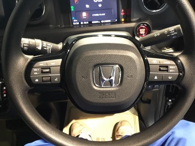 Ｎ－ＢＯＸカスタム ベースグレード　試乗車　メモリーナビ　ドラレコ　ＥＴＣ　リアカメラ　Ｗ電動ドア　ＵＳＢ接続　ＣＭＢＳ　Ｄレコ　禁煙　ベンチシート　オートエアコン　スマートキ　ＬＥＤ　盗難防止装置　クルコン　バックカメラ　フルセグＴＶ（3枚目）