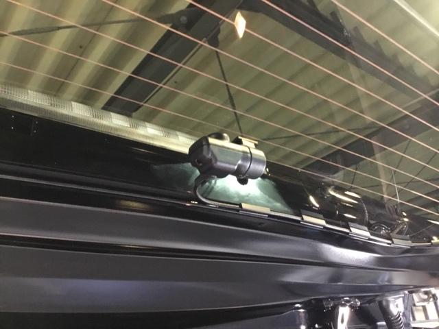 Ｎ－ＢＯＸカスタム ベースグレード　試乗車　メモリーナビ　ドラレコ　ＥＴＣ　リアカメラ　Ｗ電動ドア　ＵＳＢ接続　ＣＭＢＳ　Ｄレコ　禁煙　ベンチシート　オートエアコン　スマートキ　ＬＥＤ　盗難防止装置　クルコン　バックカメラ　フルセグＴＶ（12枚目）