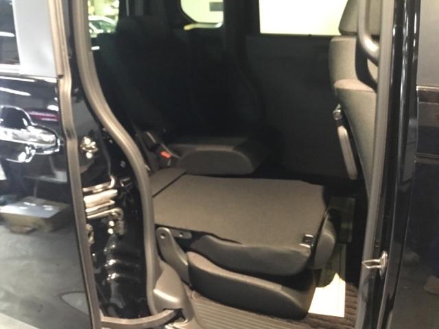 Ｎ－ＢＯＸカスタム ベースグレード　試乗車　メモリーナビ　ドラレコ　ＥＴＣ　リアカメラ　Ｗ電動ドア　ＵＳＢ接続　ＣＭＢＳ　Ｄレコ　禁煙　ベンチシート　オートエアコン　スマートキ　ＬＥＤ　盗難防止装置　クルコン　バックカメラ　フルセグＴＶ（13枚目）