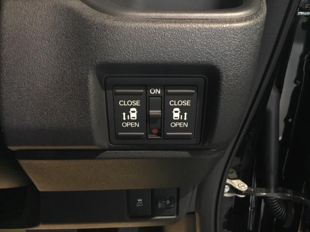 Ｎ－ＢＯＸカスタム ベースグレード　試乗車　メモリーナビ　ドラレコ　ＥＴＣ　リアカメラ　Ｗ電動ドア　ＵＳＢ接続　ＣＭＢＳ　Ｄレコ　禁煙　ベンチシート　オートエアコン　スマートキ　ＬＥＤ　盗難防止装置　クルコン　バックカメラ　フルセグＴＶ（32枚目）