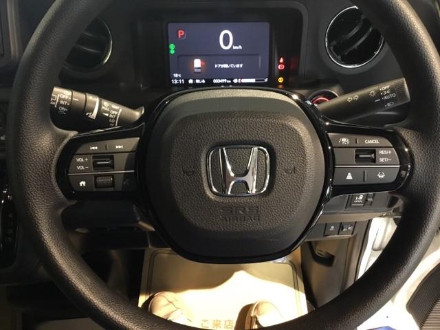 Ｎ－ＢＯＸカスタム ベースグレード　試乗車　メモリーナビ　ドラレコ　ＥＴＣ　リアカメラ　ＵＳＢ接続　ＣＭＢＳ　Ｄレコ　禁煙　ベンチシート　オートエアコン　スマートキ　ＬＥＤ　盗難防止装置　クルコン　バックカメラ　フルセグＴＶ　エアバッグ（3枚目）