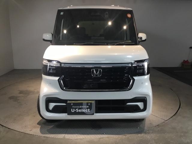 Ｎ－ＢＯＸカスタム ベースグレード　試乗車　メモリーナビ　ドラレコ　ＥＴＣ　リアカメラ　ＵＳＢ接続　ＣＭＢＳ　Ｄレコ　禁煙　ベンチシート　オートエアコン　スマートキ　ＬＥＤ　盗難防止装置　クルコン　バックカメラ　フルセグＴＶ　エアバッグ（6枚目）
