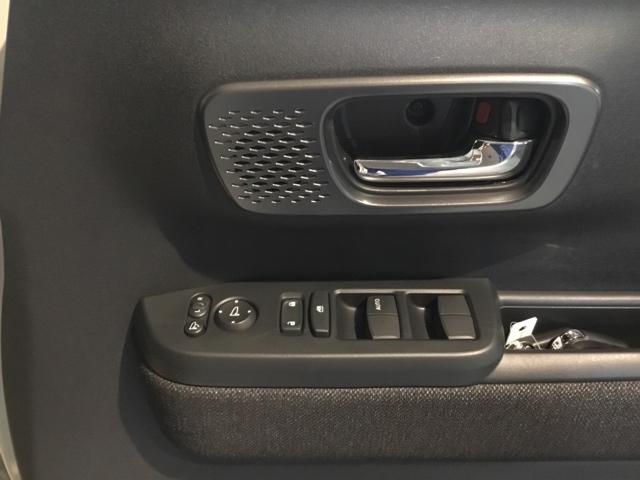 Ｎ－ＢＯＸカスタム ベースグレード　試乗車　メモリーナビ　ドラレコ　ＥＴＣ　リアカメラ　ＵＳＢ接続　ＣＭＢＳ　Ｄレコ　禁煙　ベンチシート　オートエアコン　スマートキ　ＬＥＤ　盗難防止装置　クルコン　バックカメラ　フルセグＴＶ　エアバッグ（19枚目）