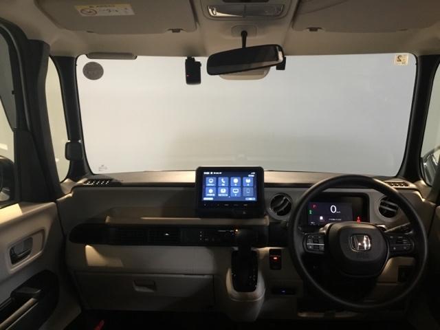 Ｎ－ＢＯＸ ベースグレード　試乗車　メモリーナビ　ドラレコ　ＥＴＣ　リアカメラ　衝突軽減システム　スマートキ－　禁煙　カーテンエアバック　イモビライザー　横滑り防止　オートクルーズ　ＬＥＤヘッドライト　キーフリー　地デジ　ＡＢＳ（2枚目）