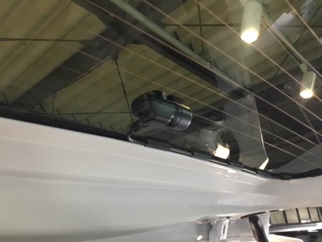 Ｎ－ＢＯＸ ベースグレード　試乗車　メモリーナビ　ドラレコ　ＥＴＣ　リアカメラ　衝突軽減システム　スマートキ－　禁煙　カーテンエアバック　イモビライザー　横滑り防止　オートクルーズ　ＬＥＤヘッドライト　キーフリー　地デジ　ＡＢＳ（12枚目）